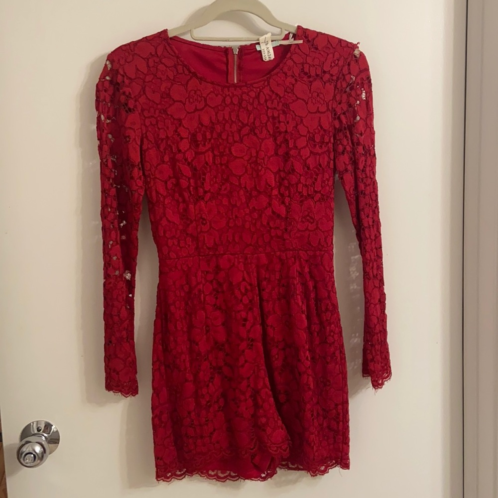 Long sleeve red lace Romper